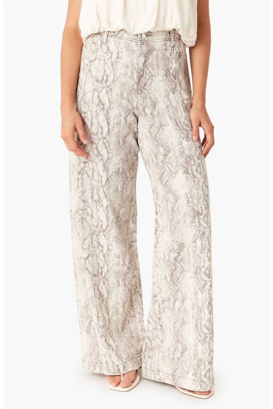NEW HABITUAL aiden relaxed barrel jeans in snake print